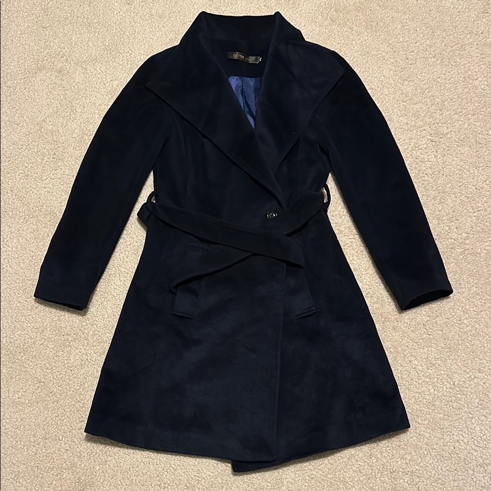Black Wool Coat with Notched Lapel and Tie Belt